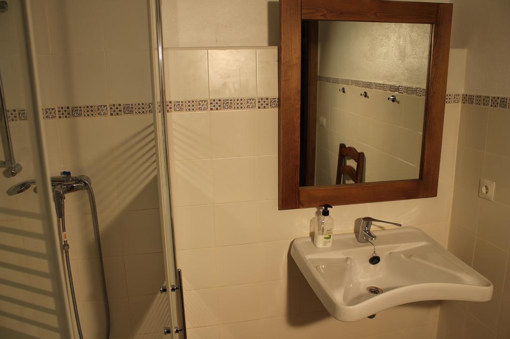 Apartamentos Real Fabrica Hojalata Júzcar 部屋 写真